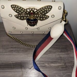 Gucci Pearl Studded Mini Queen Margaret Broadway Shoulder Bag White